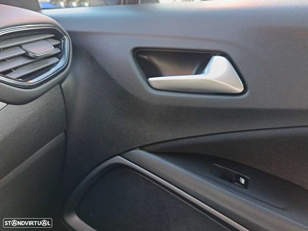 Opel Crossland 1.2 Business Edition - 19