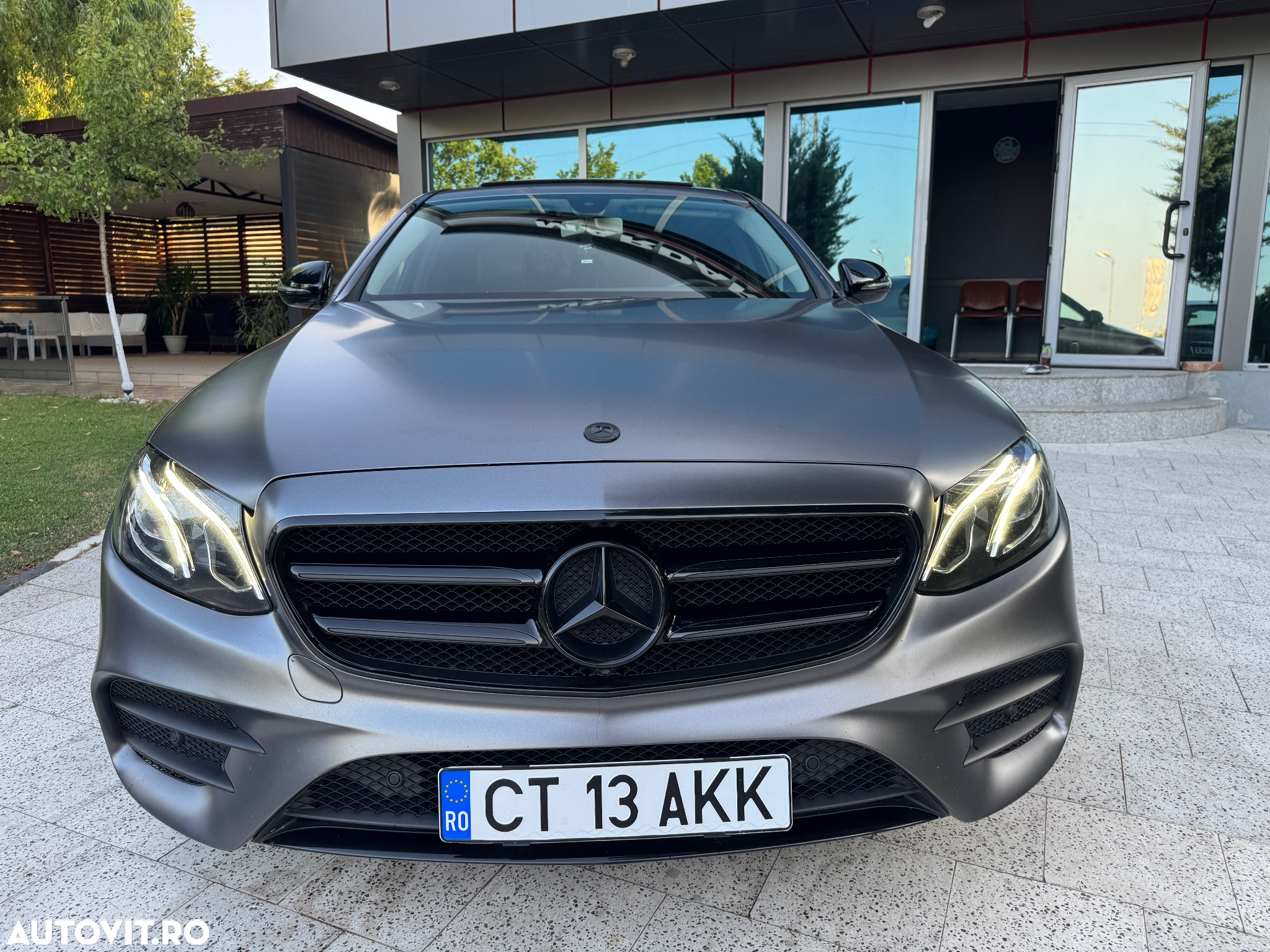 Mercedes-Benz E 200 d T 9G-TRONIC - 16