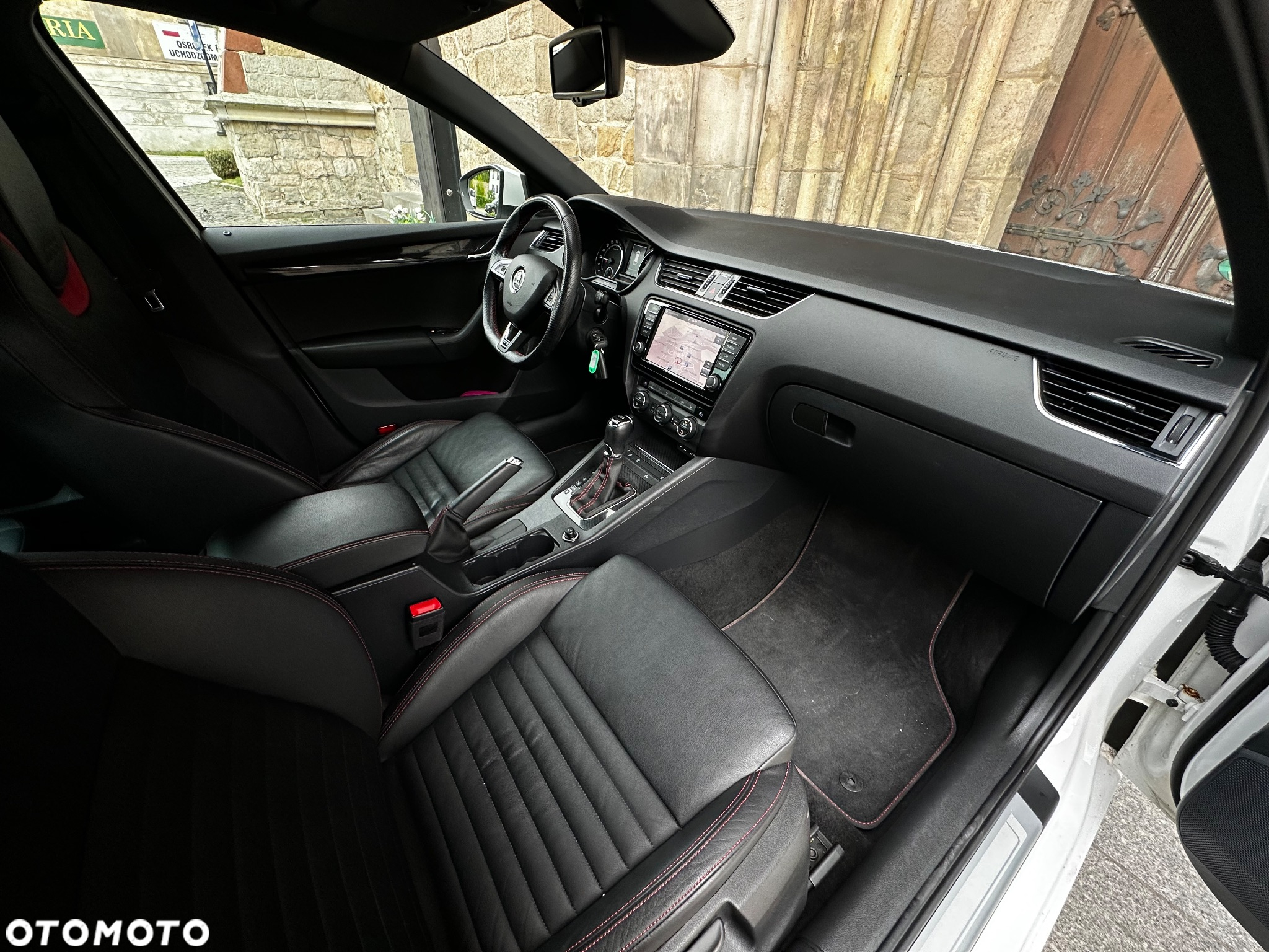Skoda Octavia 2.0 TDI RS DSG - 14