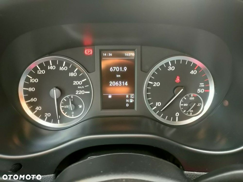 Mercedes-Benz Vito - 27
