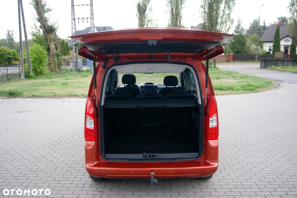 Peugeot Partner 110 Tendance mit Familien-Paket - 18