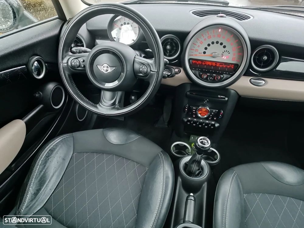 MINI 3 Portas One D Baker Street - 13