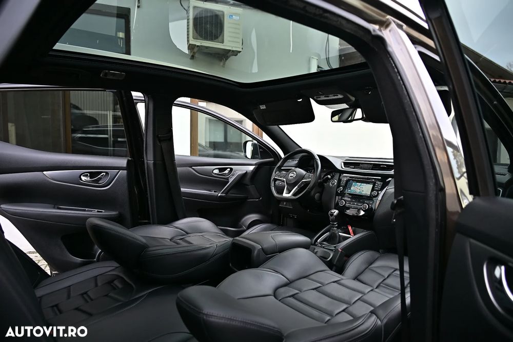 Nissan Qashqai 1.6 DCI TEKNA+ - 11