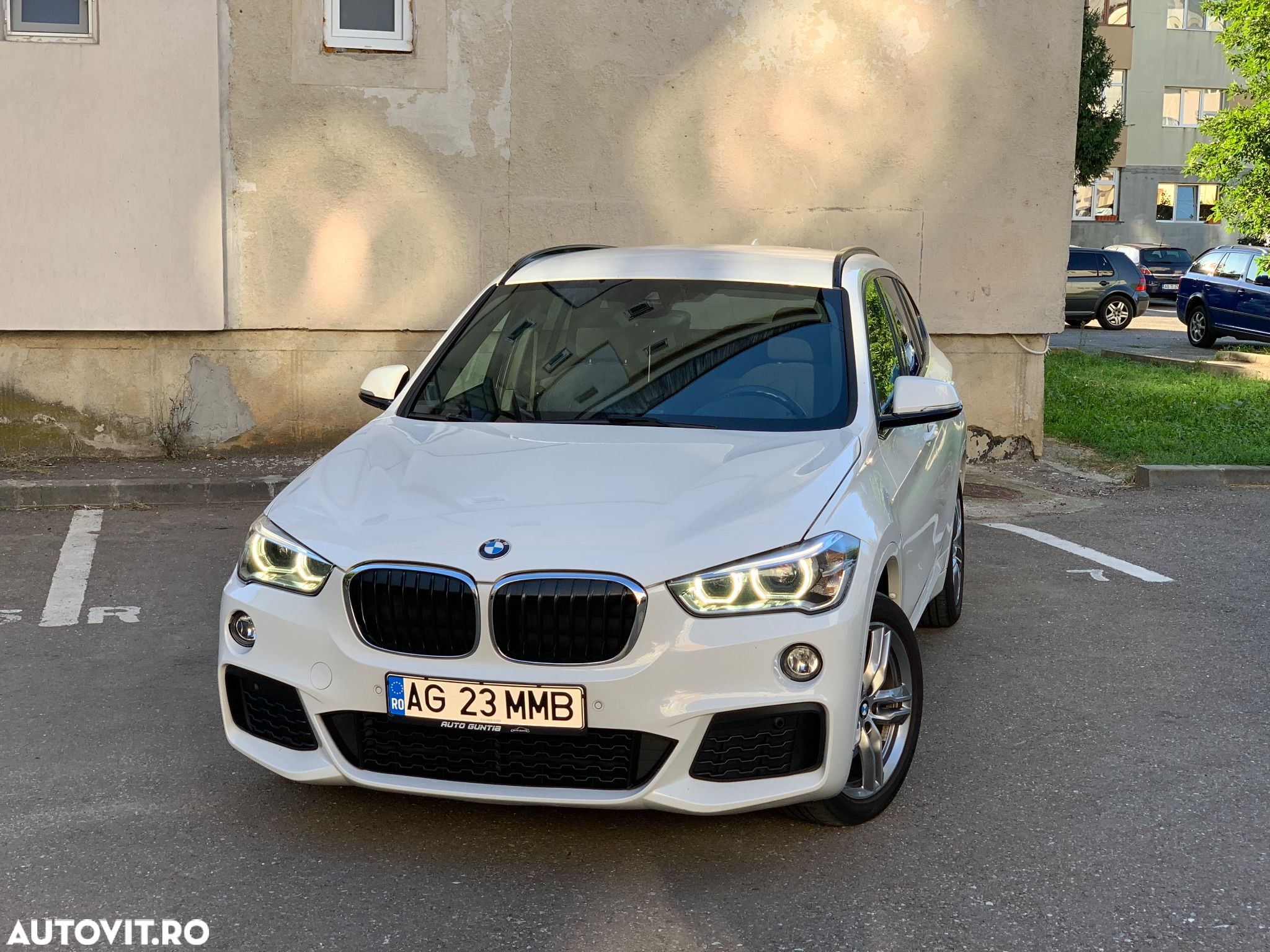 BMW X1 xDrive20d Aut. - 1