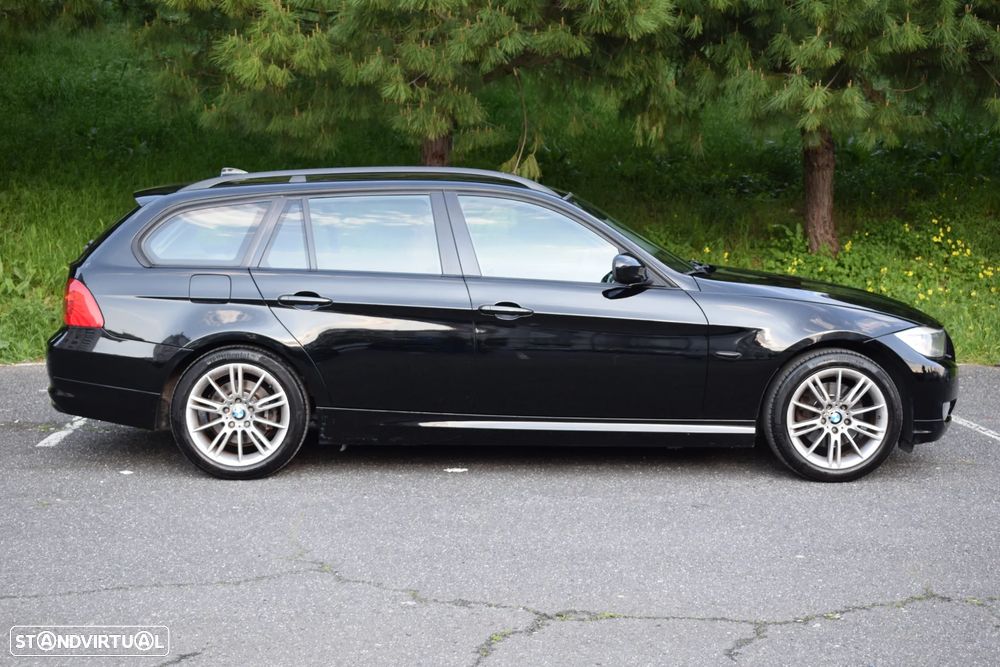 BMW 318 d Navigation Sport - 12