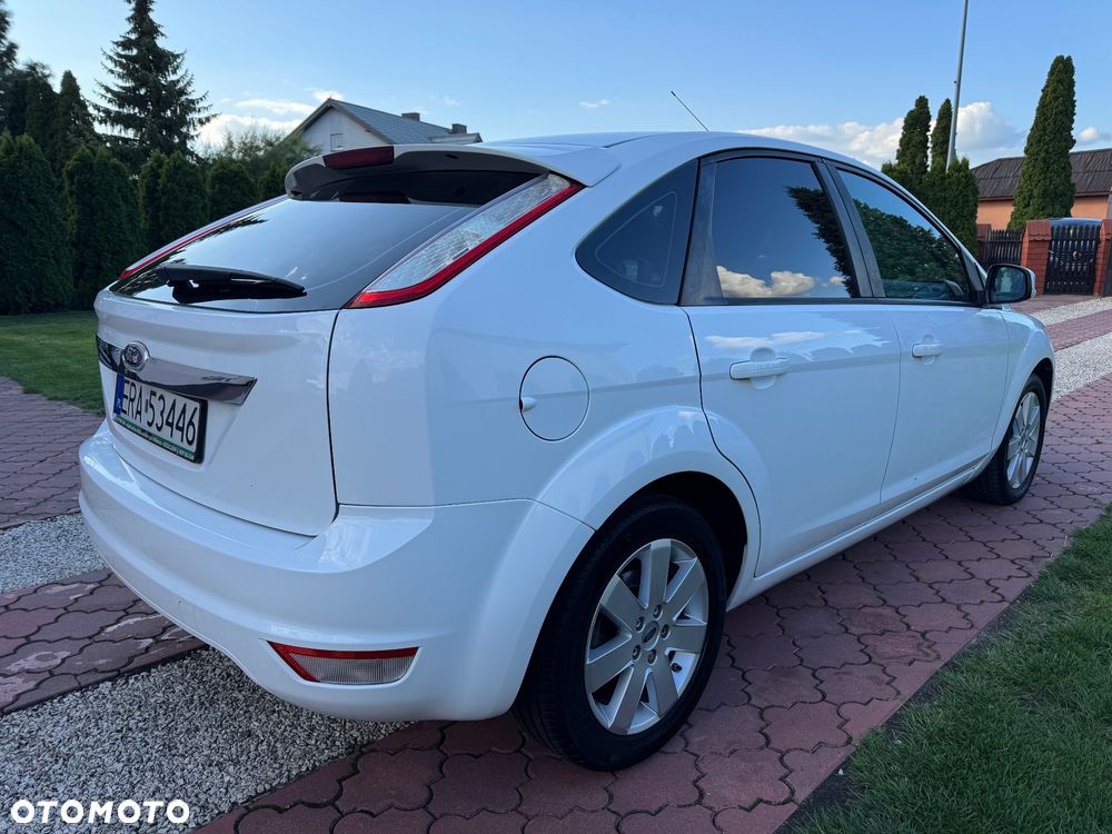 Ford Focus 1.8 FF Platinium X - 10