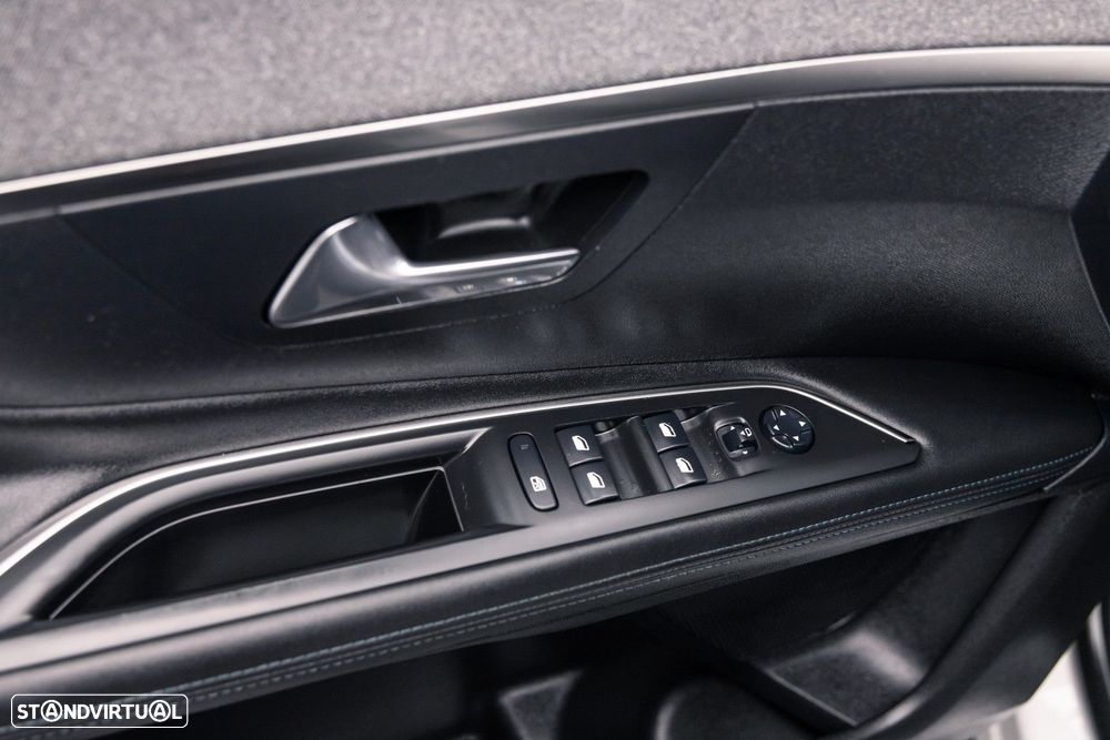 Peugeot 3008 1.5 BlueHDi Crossway EAT8 - 42