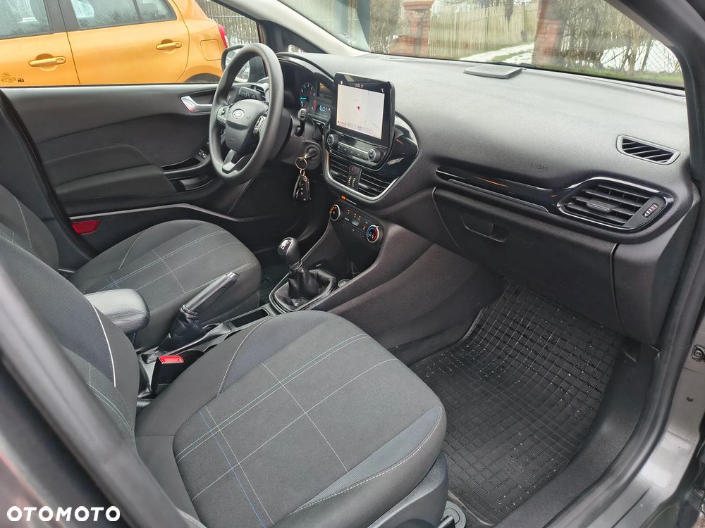 Ford Fiesta 1.1 S&S TITANIUM - 17