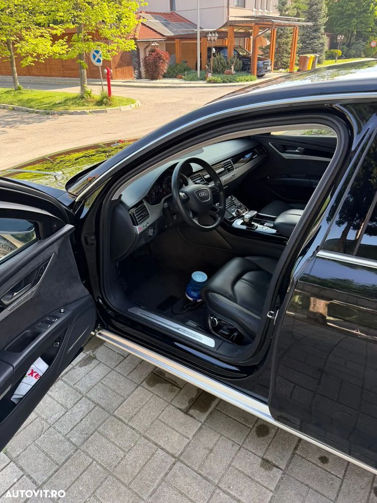 Audi A8 - 3