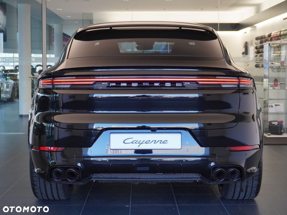 Porsche Cayenne S E-Hybrid PHEV Black Edition - 17