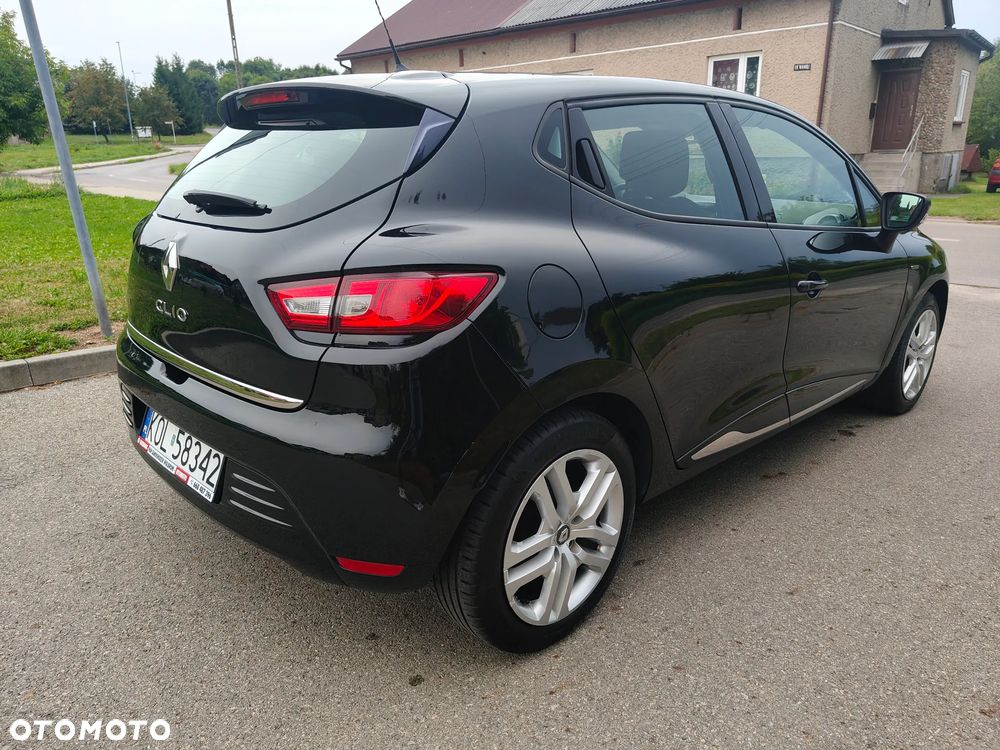 Renault Clio 1.2 16V 75 LIMITED - 3
