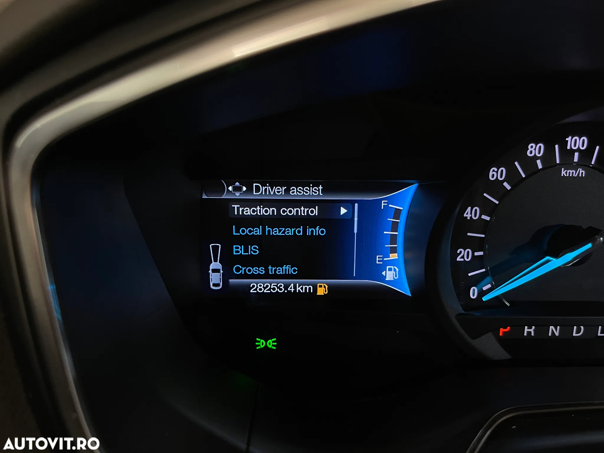 Ford Mondeo 2.0 HEV Titanium - 28