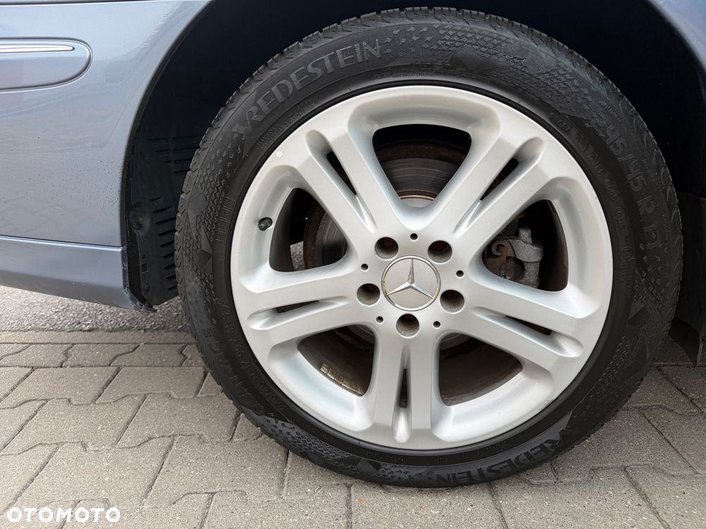 Mercedes-Benz Klasa E 320 CDI T Avantgarde - 14