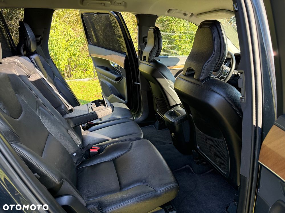 Volvo XC 90 B5 D AWD Inscription 7os - 17