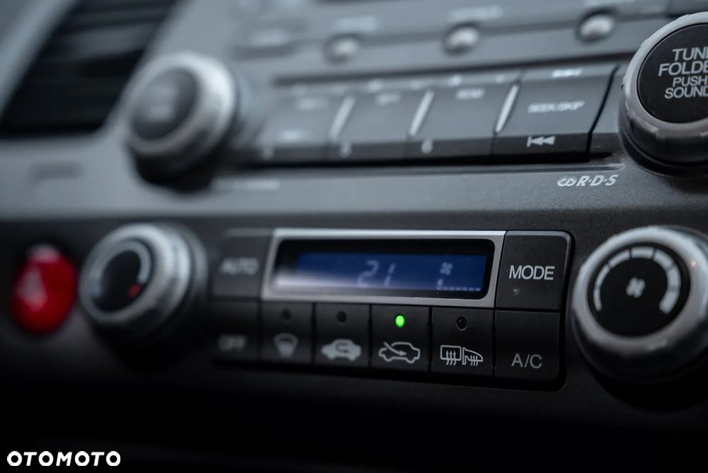 Honda Civic 1.8 Comfort - 27