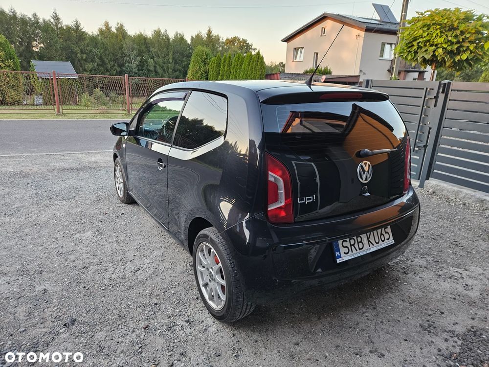Volkswagen up! 1.0 black - 11