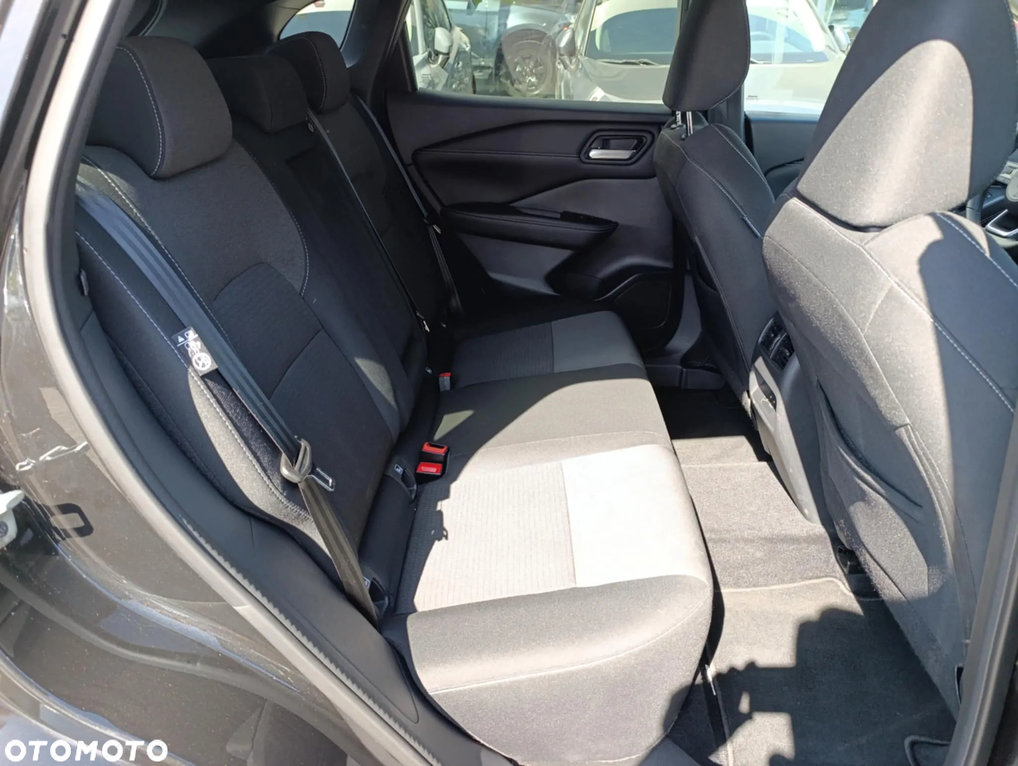 Nissan Qashqai 1.3 DIG-T mHEV N-Connecta - 11