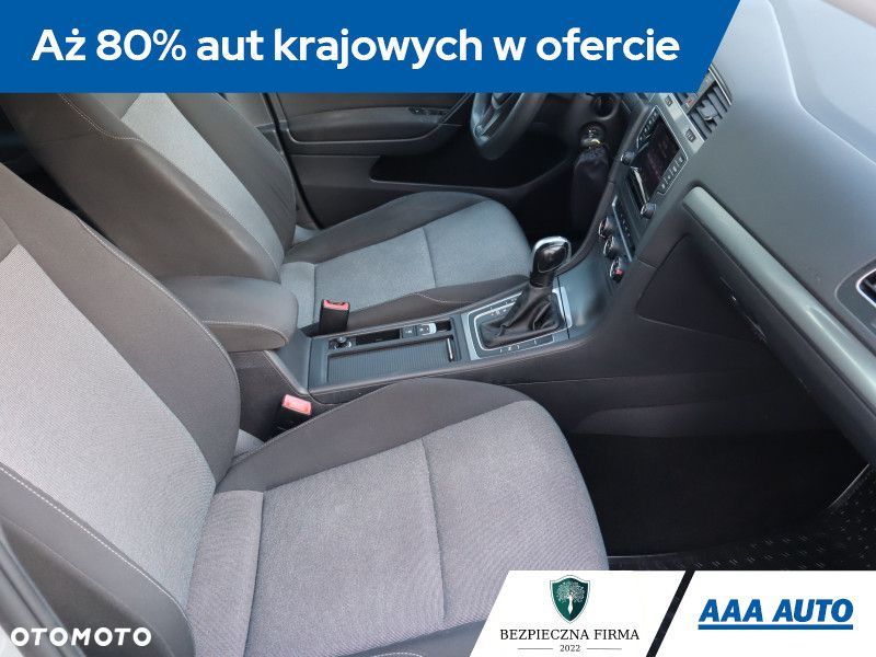 Volkswagen Golf Variant - 10