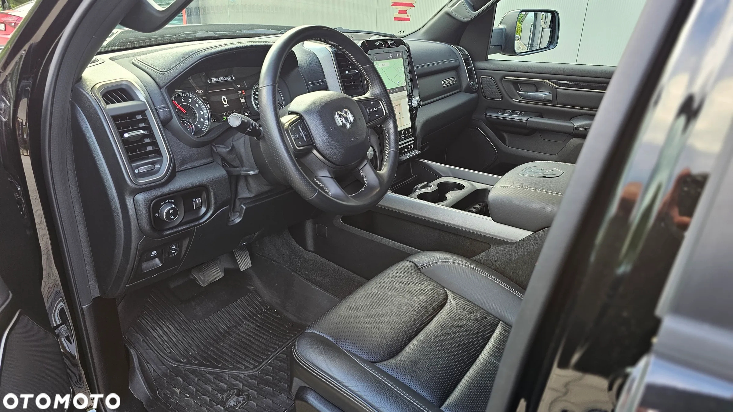 Dodge RAM 1500 5.7 4x4 - 10