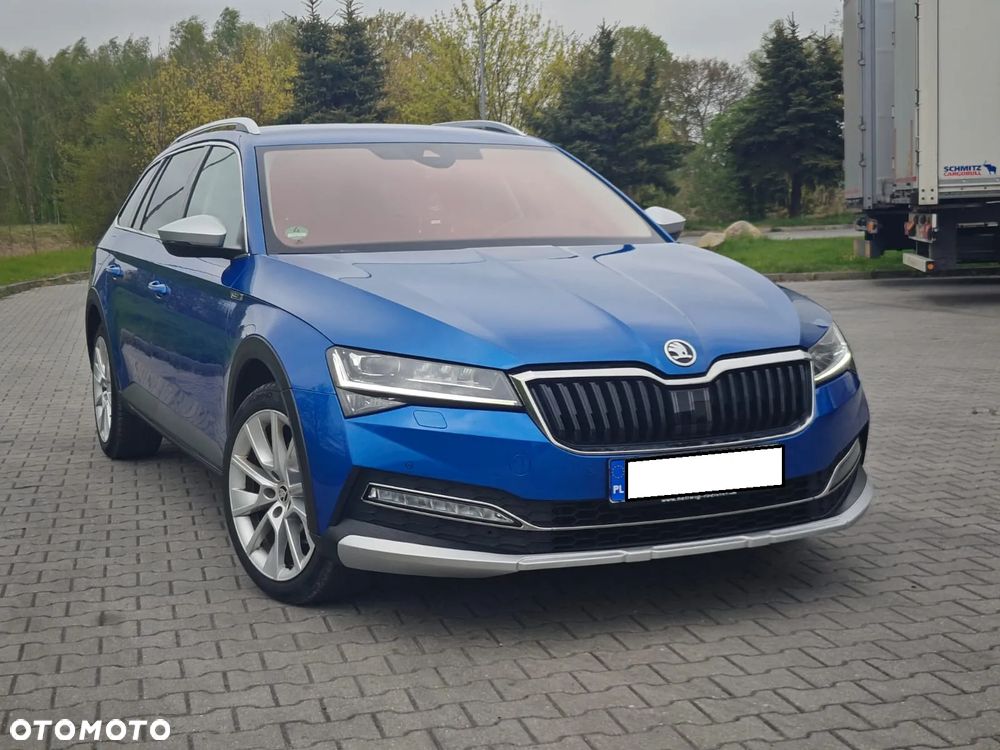 Skoda Superb 2.0 TDI 4x4 DSG Scout - 26