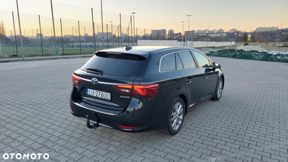 Toyota Avensis 1.8 Premium EU5 MS - 7