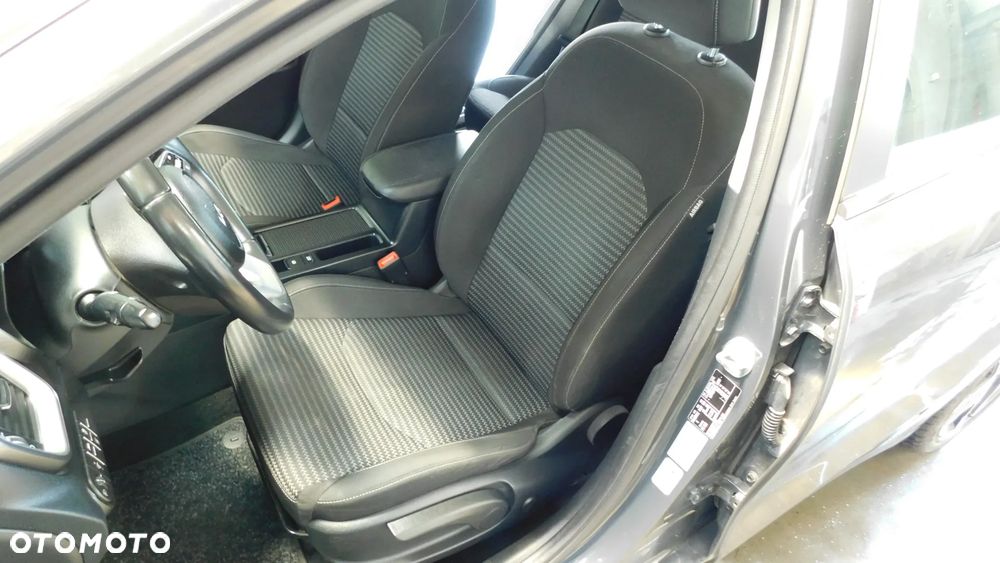 Kia Ceed 1.6 CRDi SCR L Business Line DCT - 19