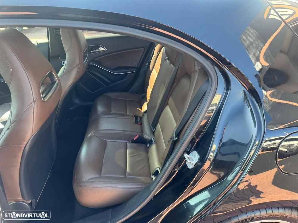 Mercedes-Benz A 220 - 9