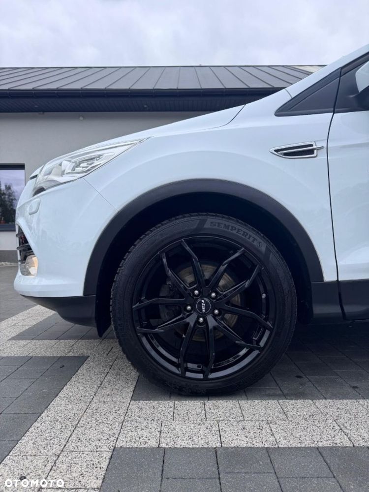 Ford Kuga 1.6 EcoBoost 2x4 Individual - 13