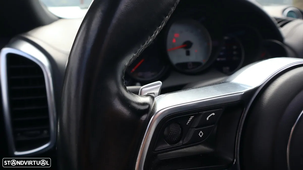 Porsche Cayenne S - 44