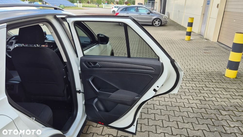 Volkswagen T-Roc 2.0 TDI SCR DSG IQ.DRIVE - 26