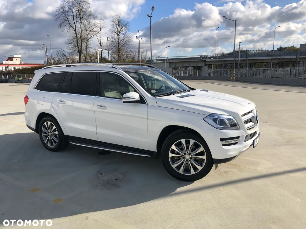 Mercedes-Benz GL 400 4Matic 7G-TRONIC - 4