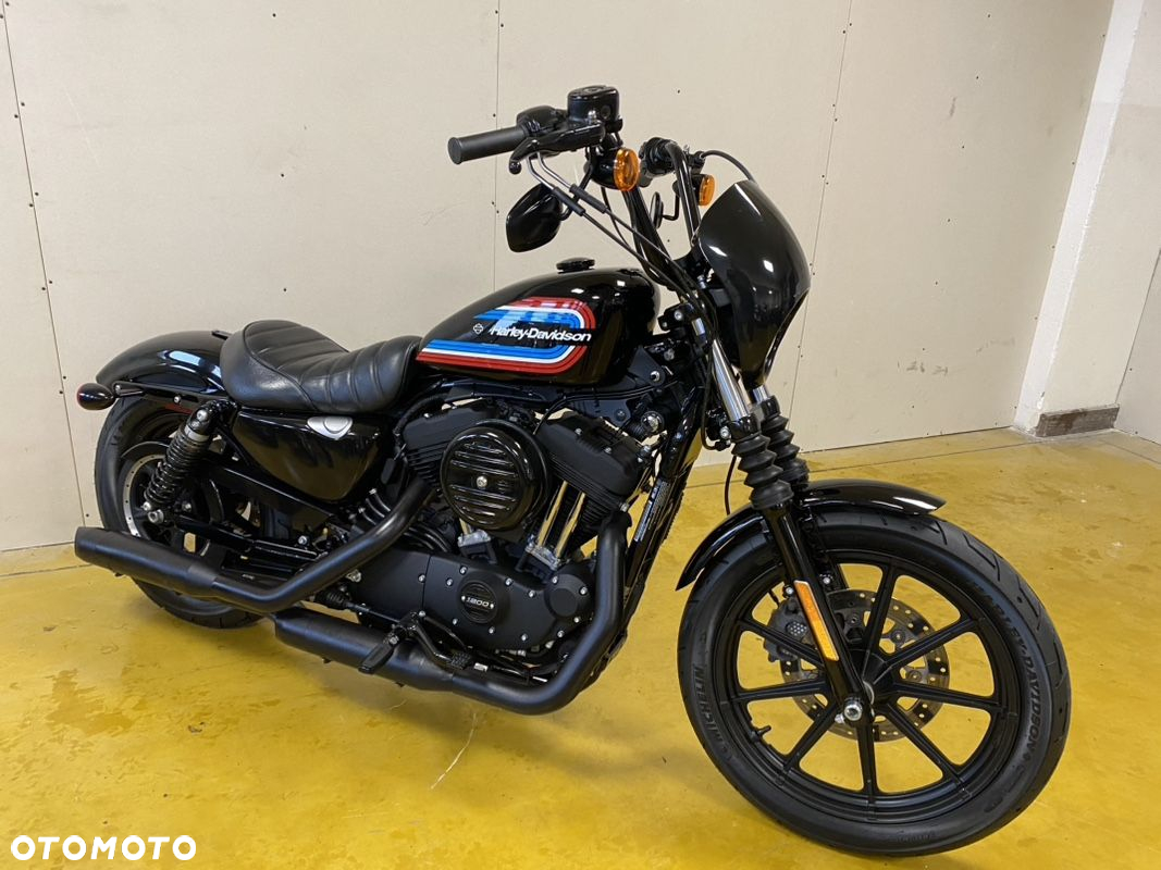 Harley-Davidson Sportster Iron 1200 - 3