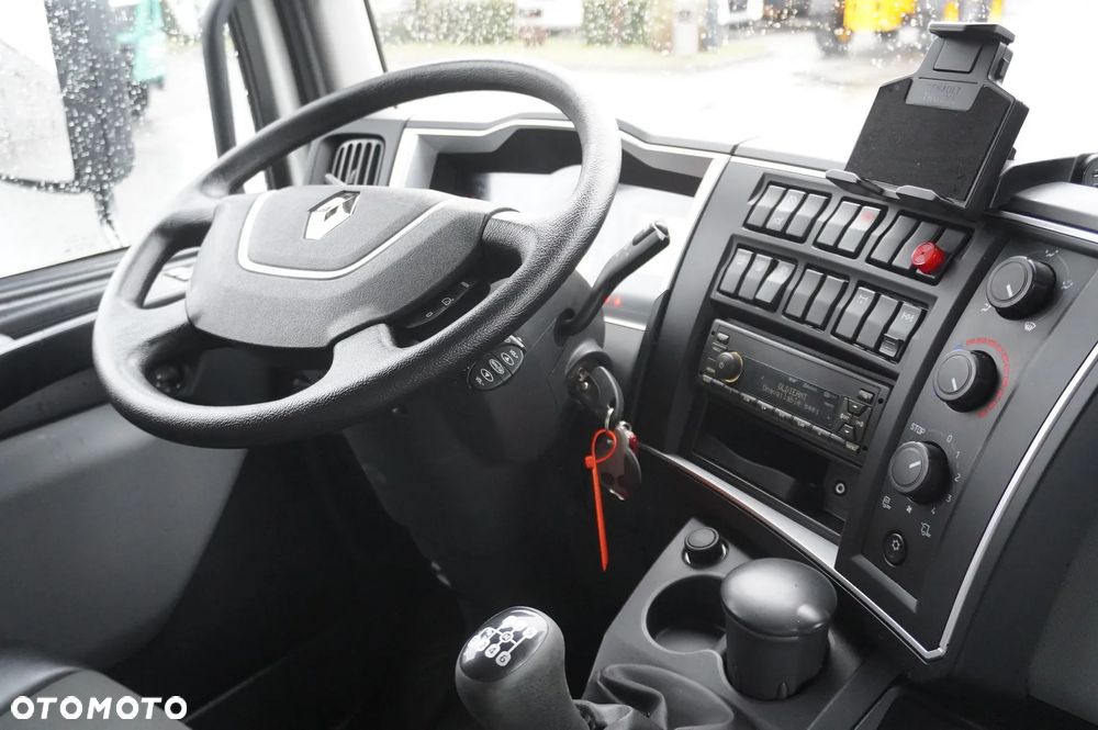 Renault D210 12T / Chłodnia Bitemperatura / 10 sztuk - 24