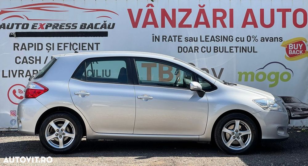 Toyota Auris 2.0 D-4D DPF Sol - 17