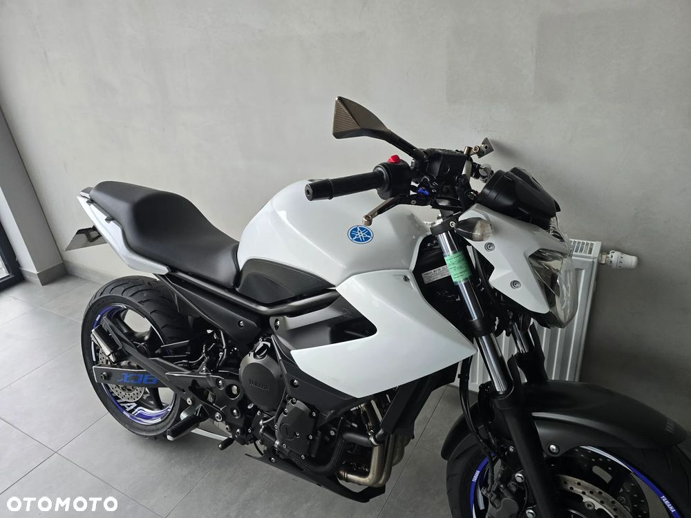 Yamaha XJ - 25