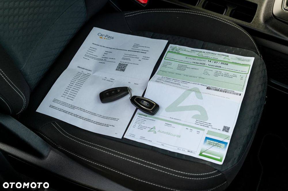 Ford Kuga - 39