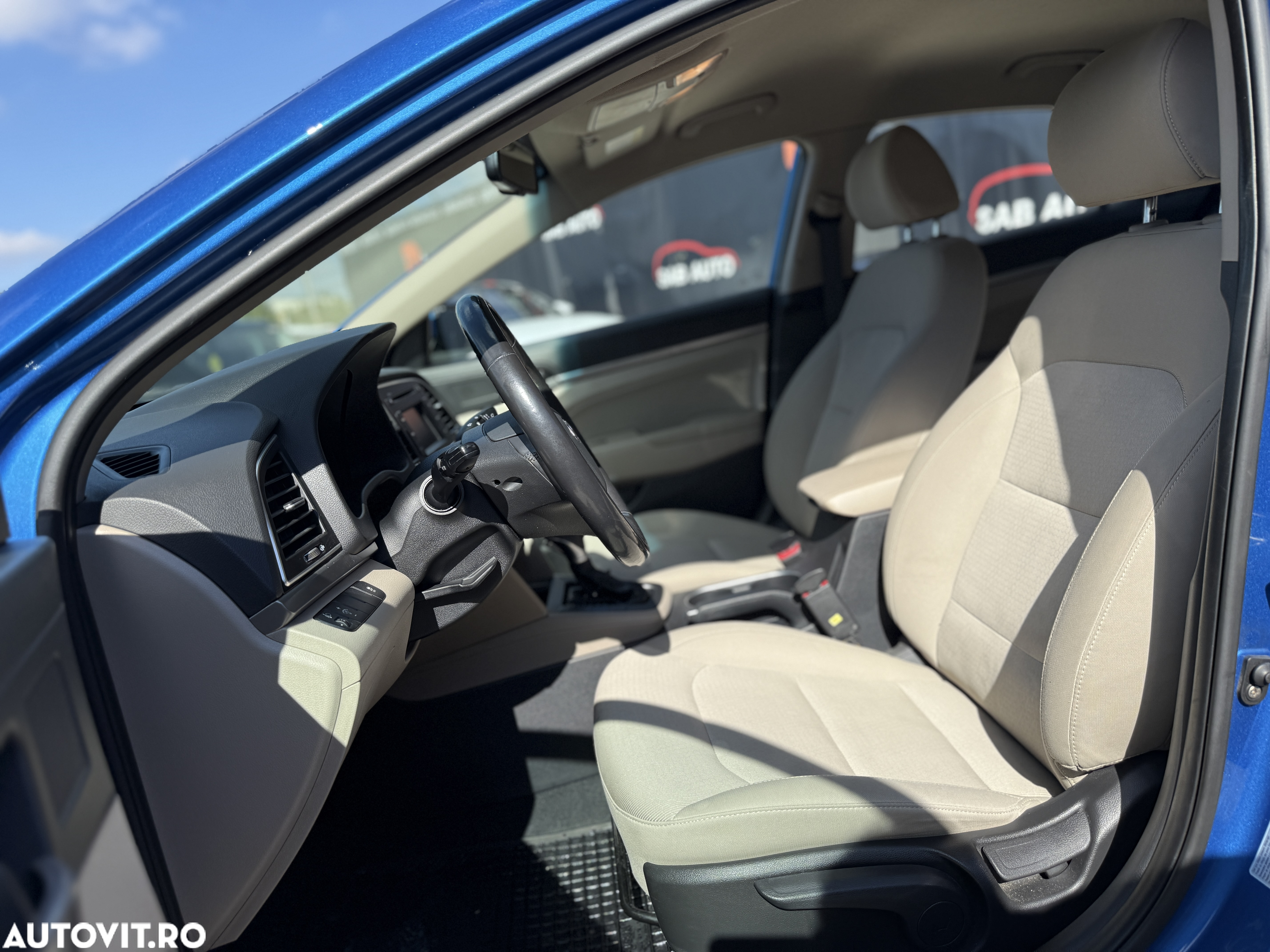 Hyundai Elantra 1.6 CRDI 7DCT Exclusive - 15