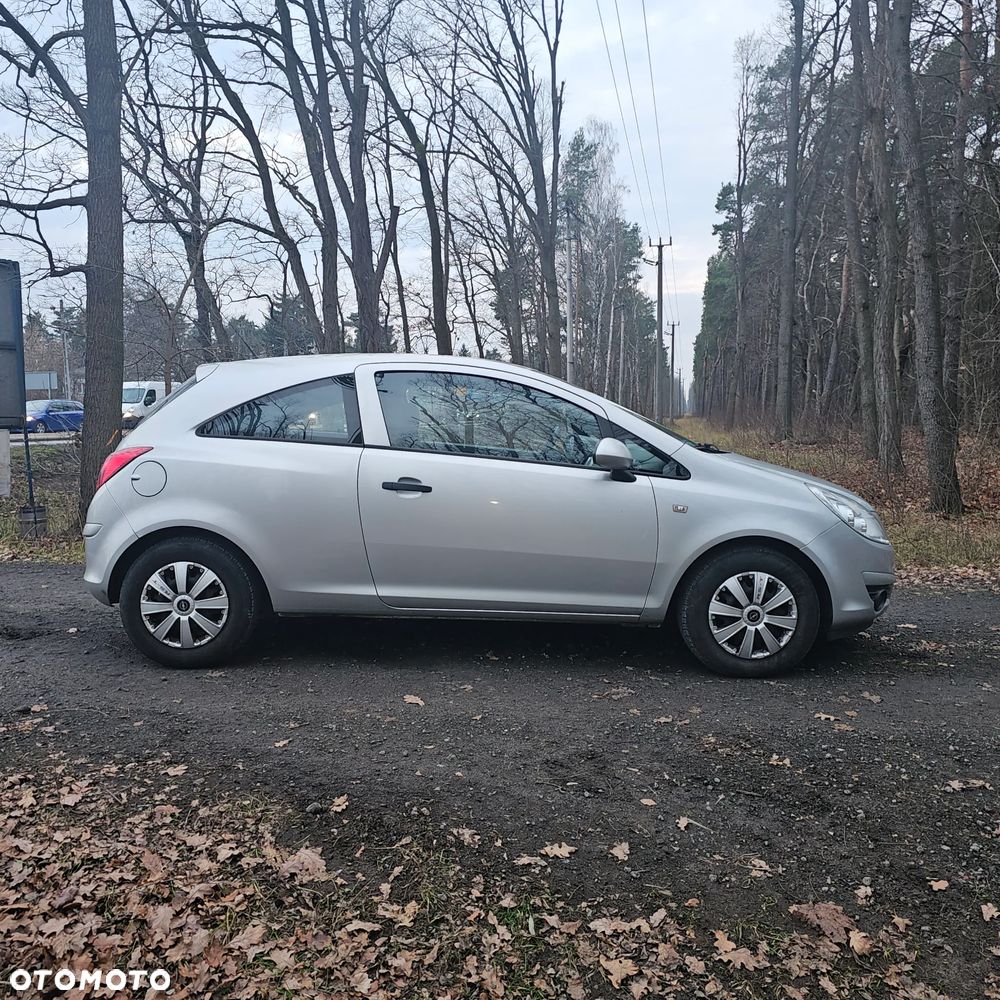 Opel Corsa 1.4 16V - 4