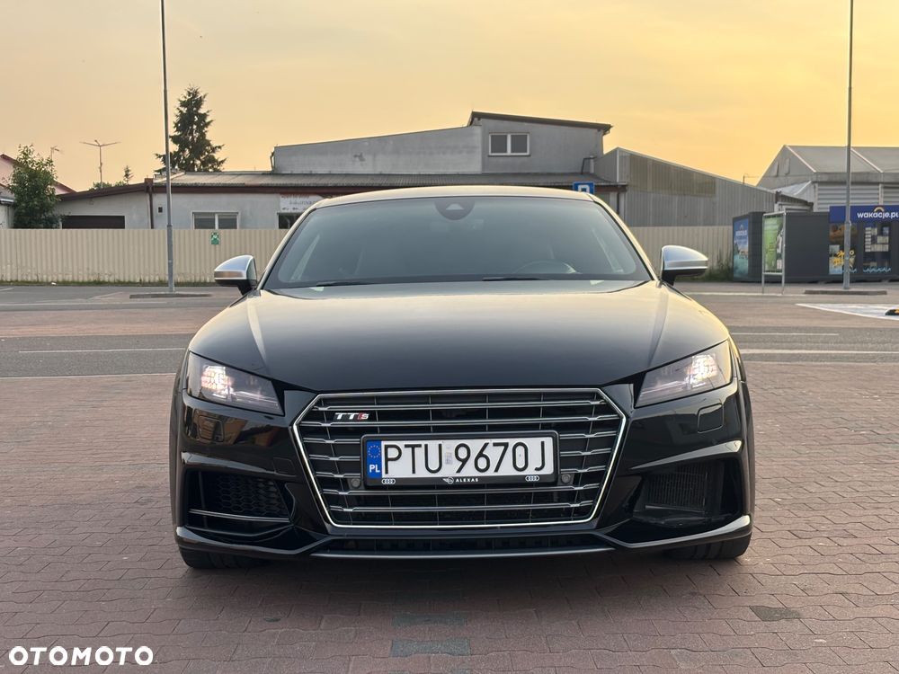 Audi TT S Coupé - 9