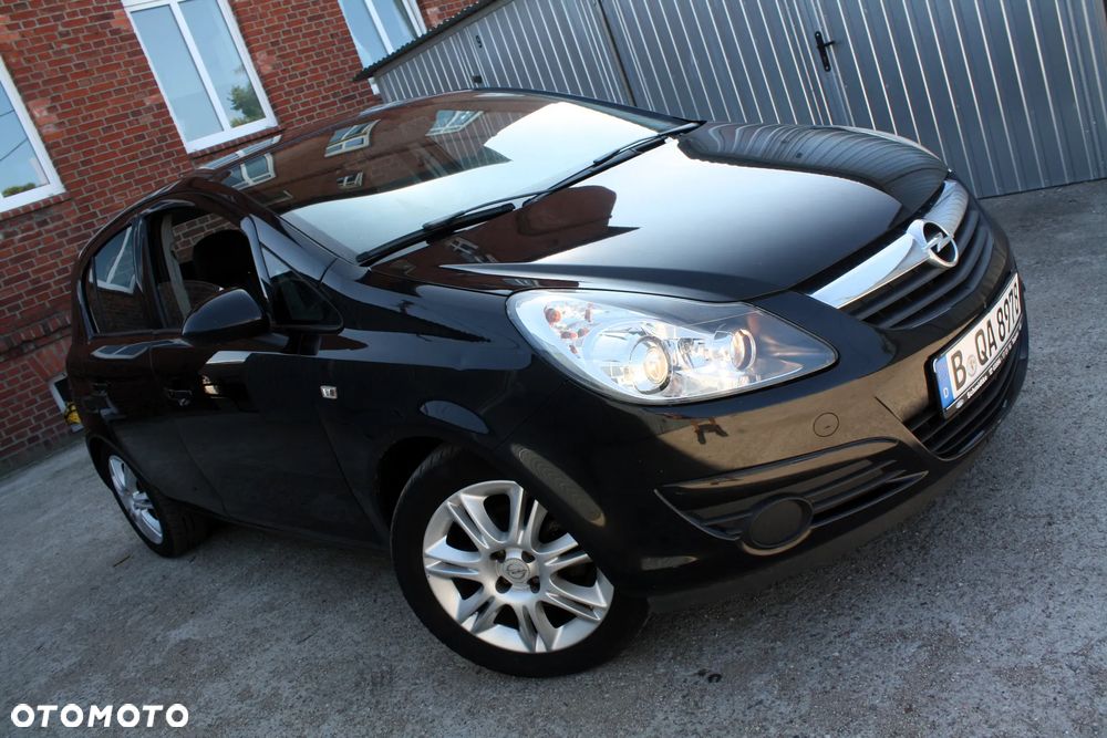 Opel Corsa 1.2 16V Selection 110 Jahre - 2