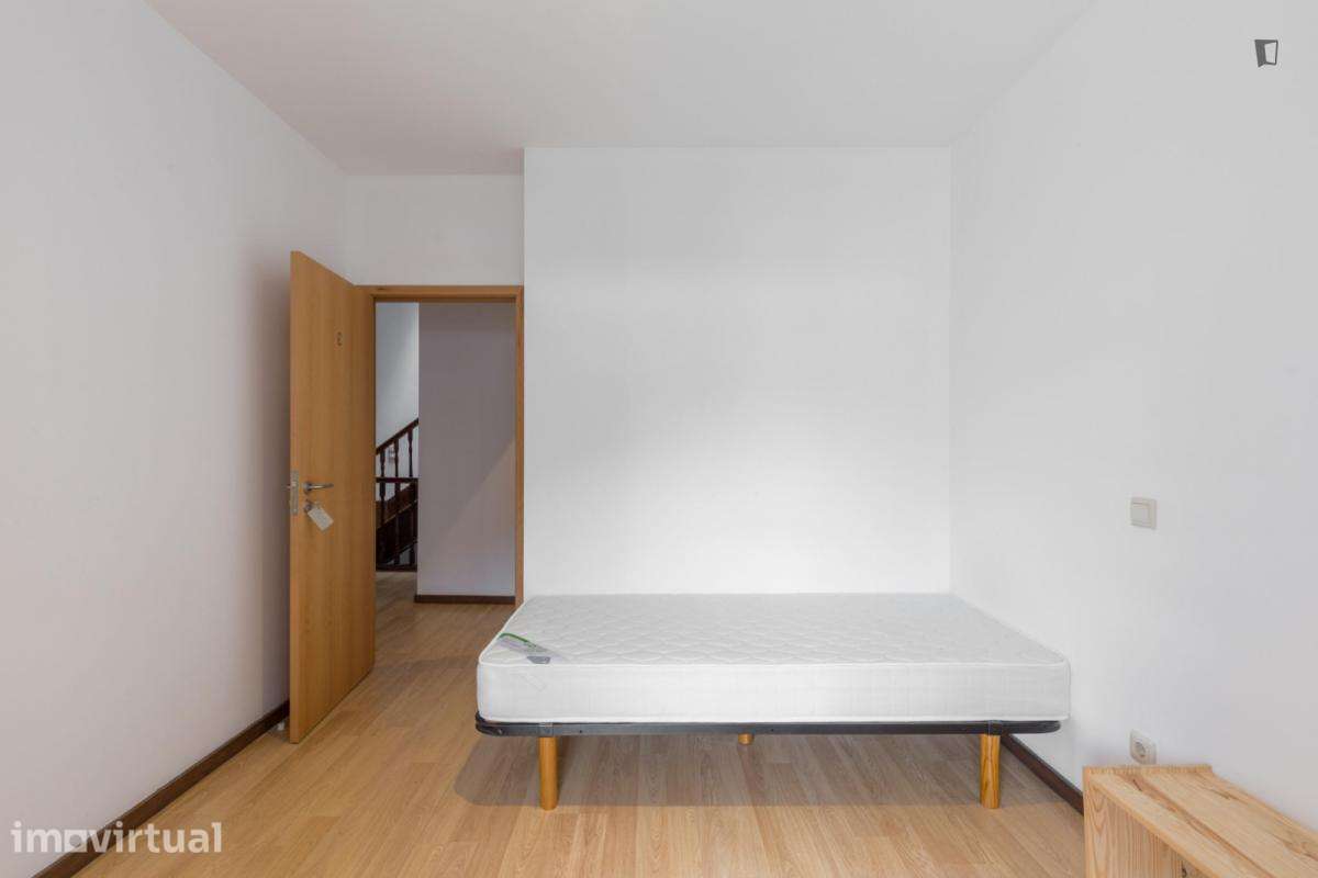 Quarto - localizado em Bonfim Porto - Grande imagem: 2/16
