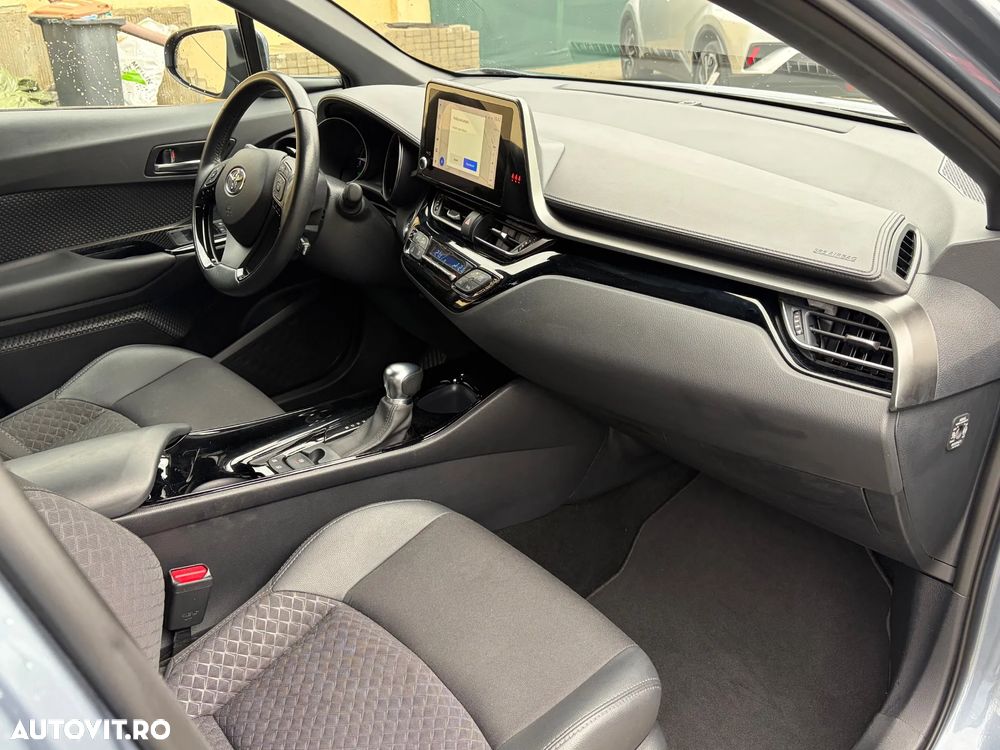 Toyota C-HR Hybrid Business-Edition - 7