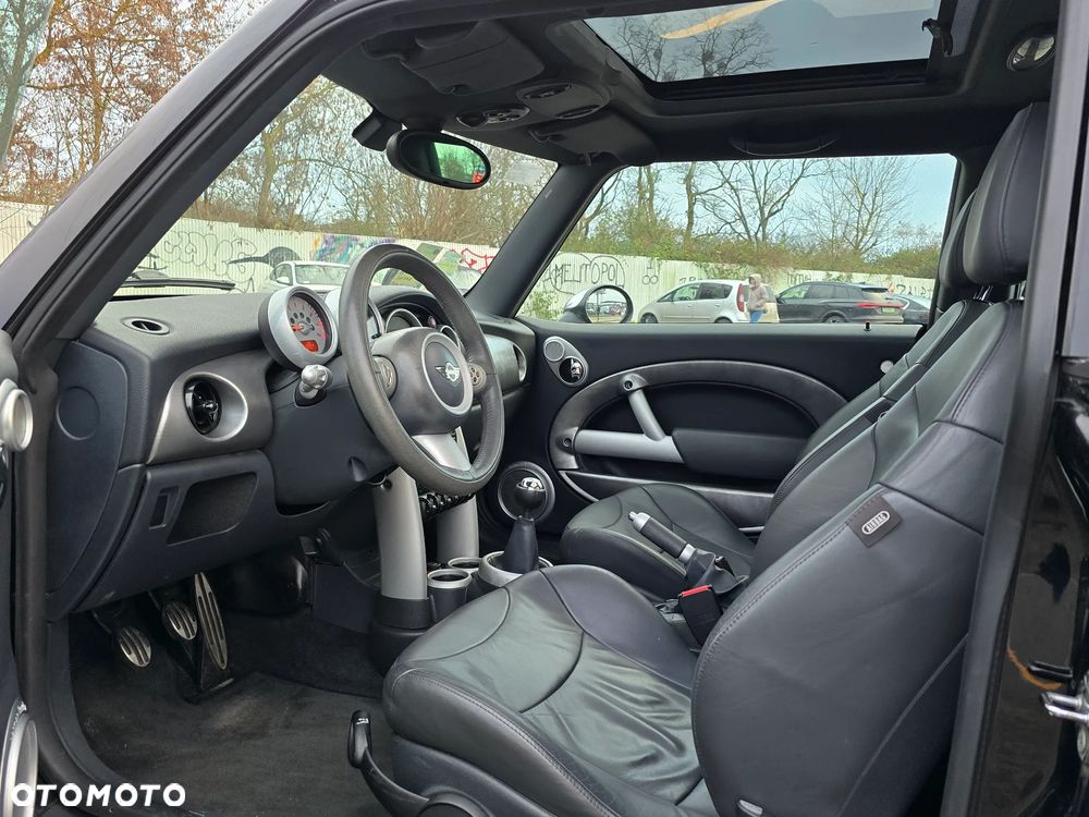 MINI Cooper S Standard - 8