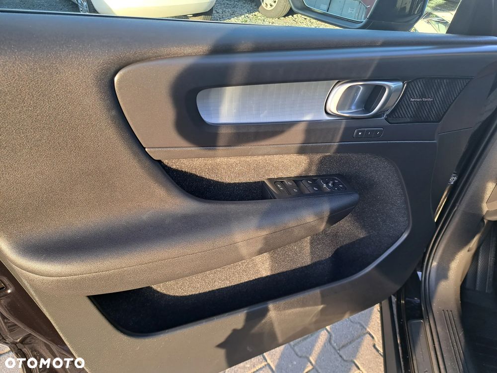 Volvo XC 40 T5 AWD Momentum - 12