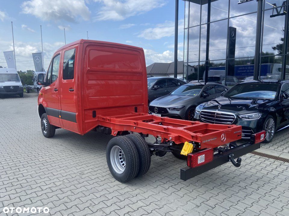 Mercedes-Benz Sprinter - 3