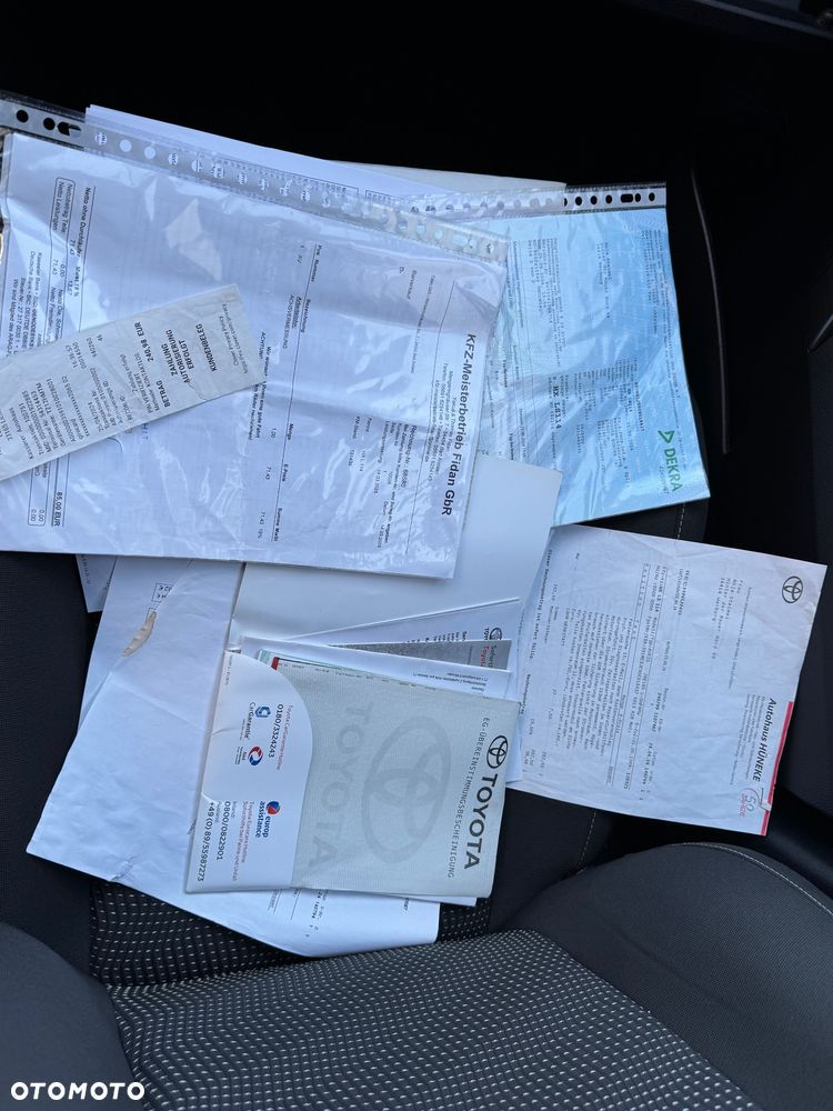 Toyota Auris 1.6 Premium Start - 23