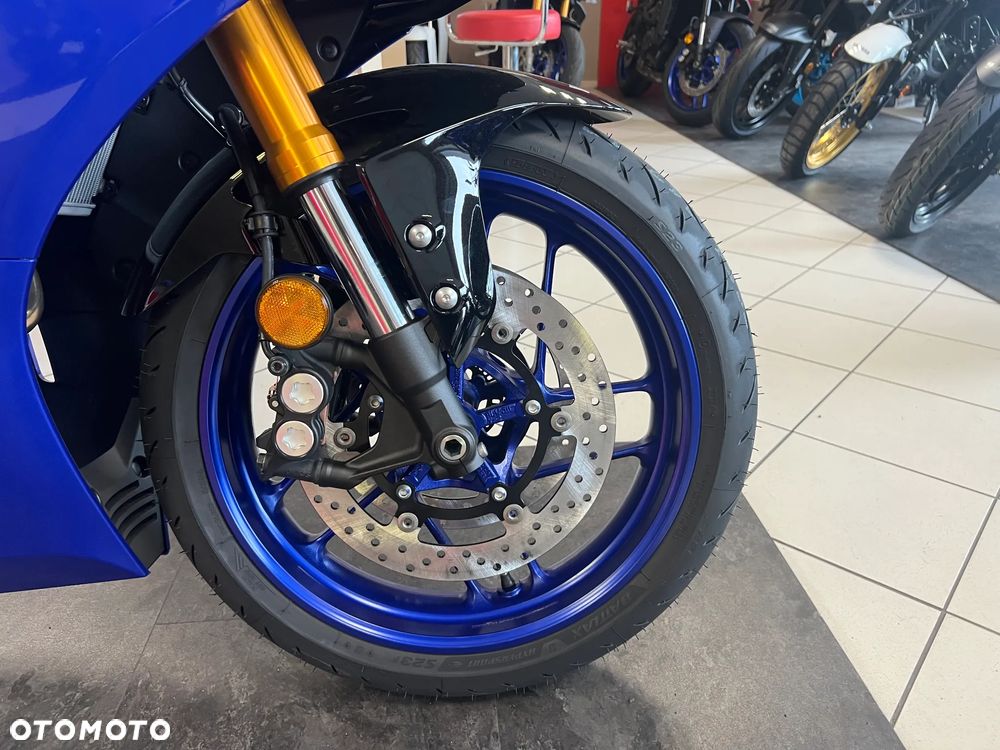 Yamaha R7 - 5