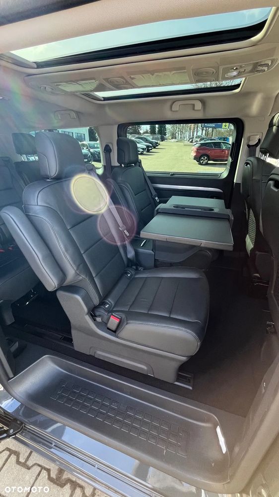 Peugeot Traveller 2.2 BlueHDi Long Business VIP EAT8 - 15