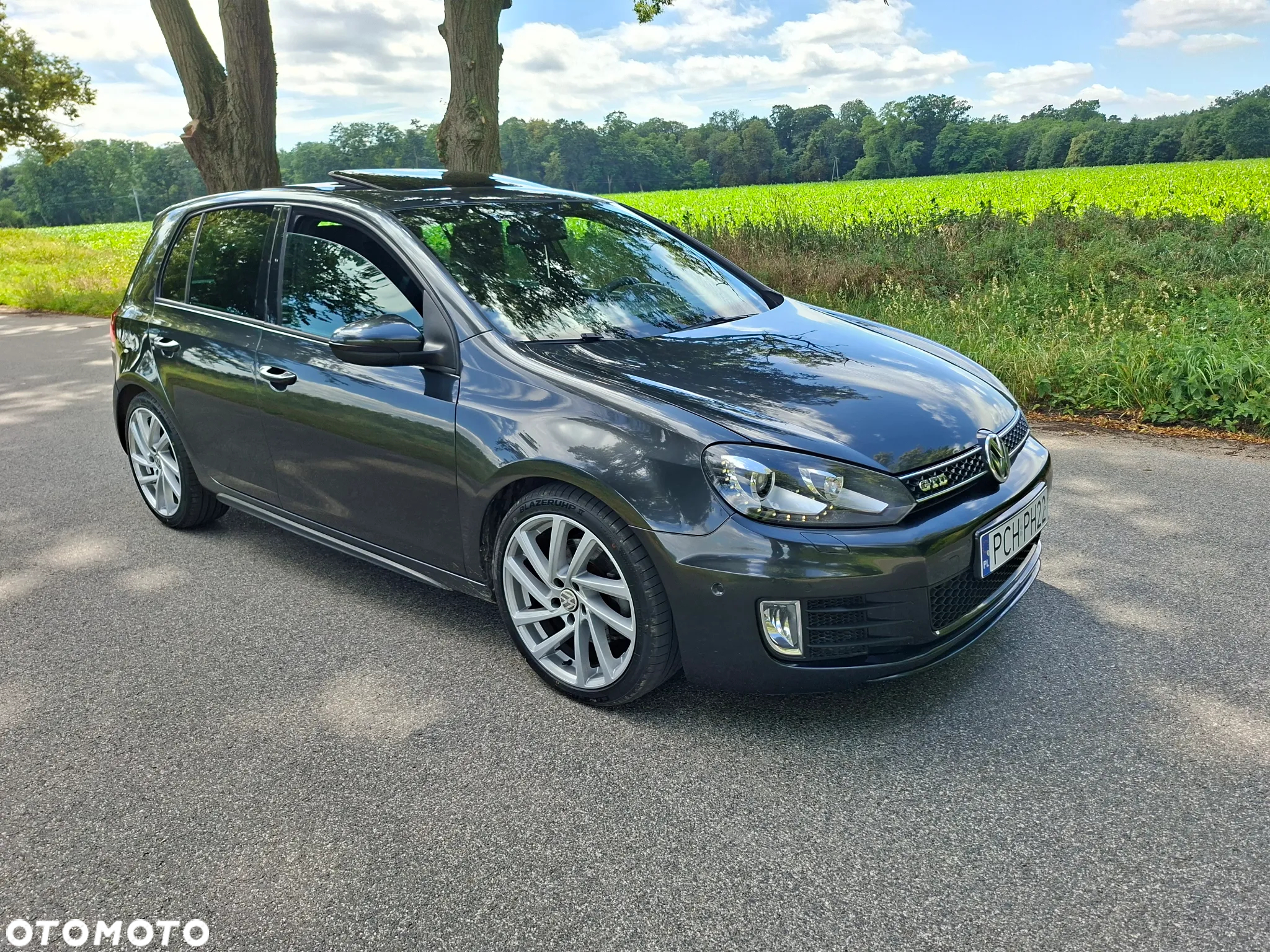 Volkswagen Golf 2.0 TDI DPF DSG GTD - 2