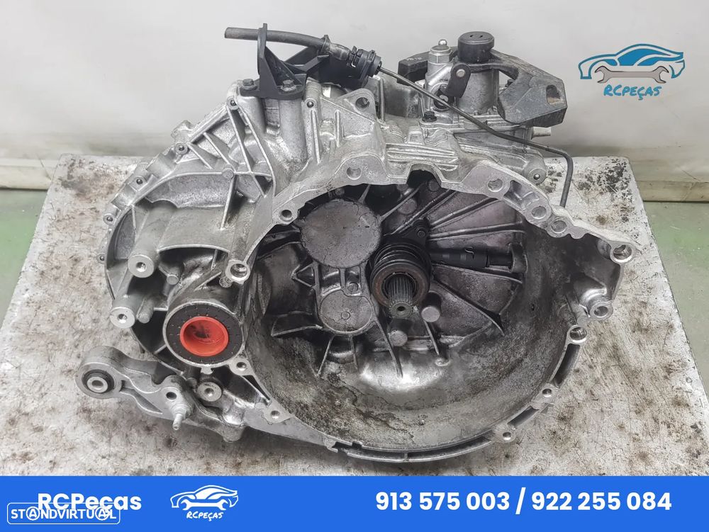 Caixa 6 Velocidades Manual M66 M66D Volvo D5204T5 - 1